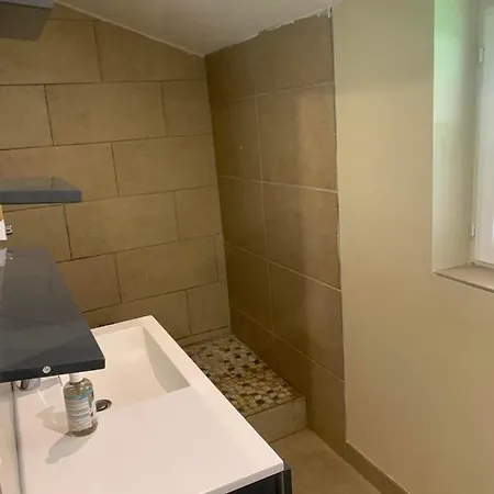 Avec Douche Et Toilettes Guest house Castelnau-Montratier